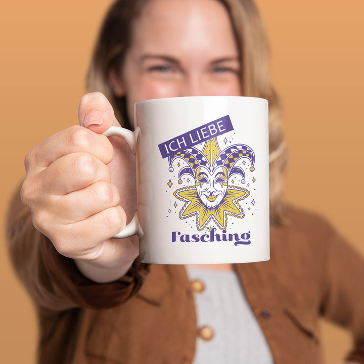 Lustige Tasse "Liebe Fasching" – Geschenkidee für Karnevalisten