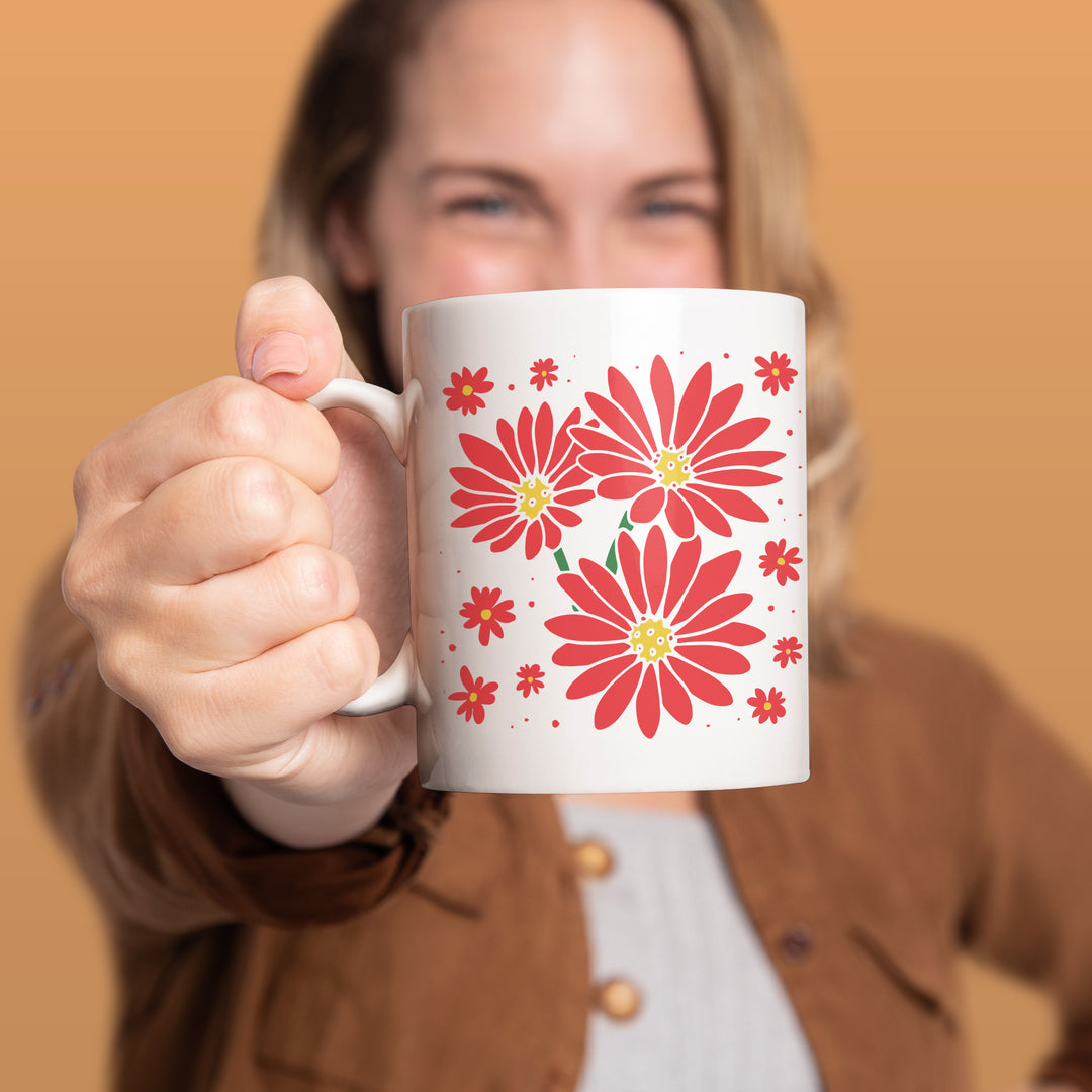 Tasse "Rote Blumen" – Elegantes Geschenk für Blumenliebhaber