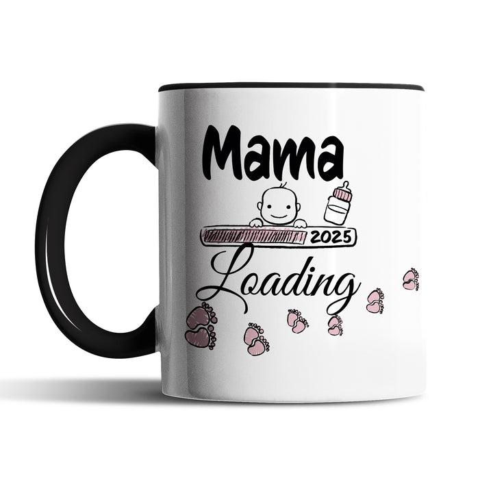 Lustige Tasse "Mama Loading 2025" – Geschenkidee für werdende Mütter